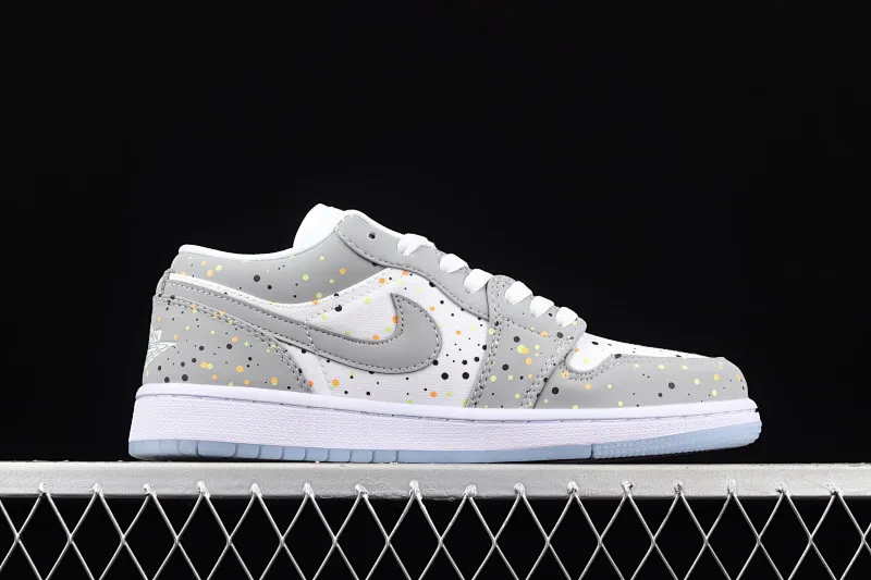 All categories Air Jordan Jordan series basketball shoes Air Jordan 1 Low Air Jordan 1 Low AJ1 Joe 1 inkjet white gray low-top cultural basketball shoes DC0774-001